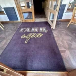 Felpudo con logo Velur — imagen 2